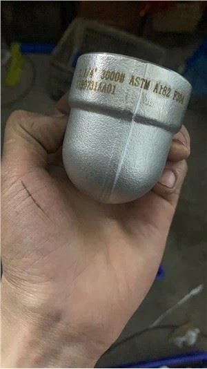 ASTM A182 F304 GOMITO SW 90 GRADI